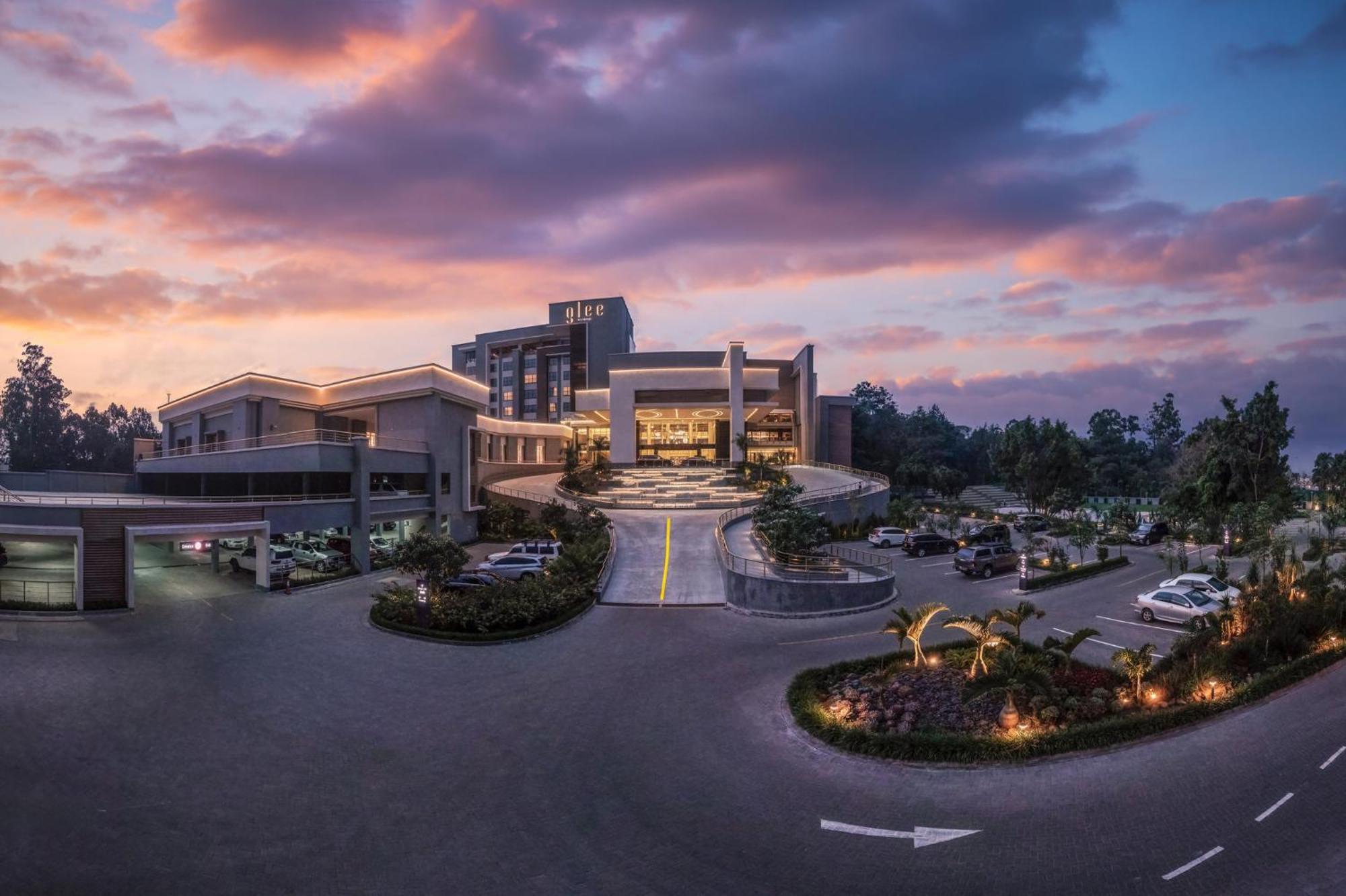 Glee Nairobi, A Preferred Lvx Hotel Gathanga ภายนอก รูปภาพ