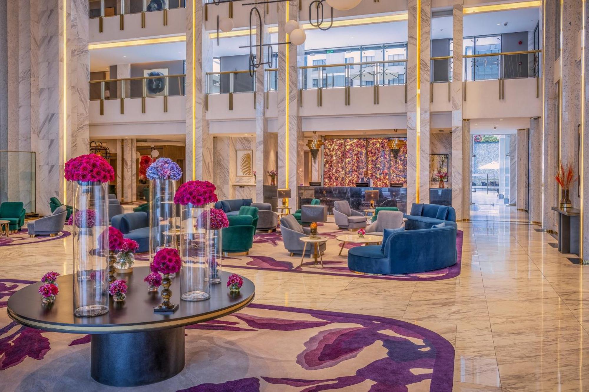 Glee Nairobi, A Preferred Lvx Hotel Gathanga ภายนอก รูปภาพ