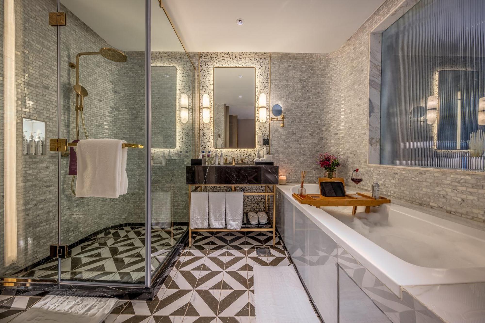 Glee Nairobi, A Preferred Lvx Hotel Gathanga ภายนอก รูปภาพ
